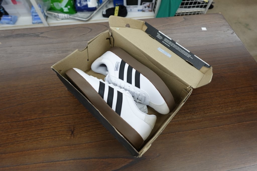 Adidas VL Court 3.0 Sneakers White/Black - Women's 10 - Image 2