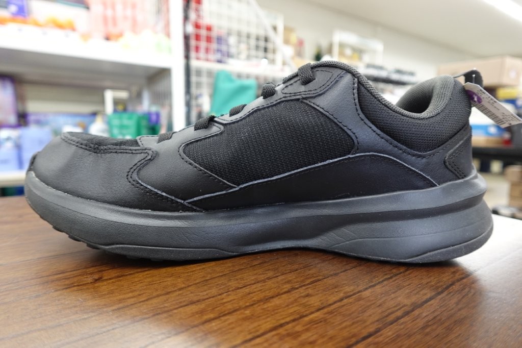 Under Armour Charged Edge Training Shoes - Men's 11W - Image 6