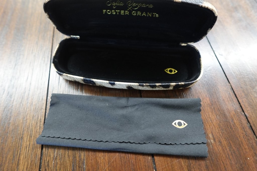 Foster Grant Gloria Blue Light Multi-Focus Reading Glasses - Women's - Image 3