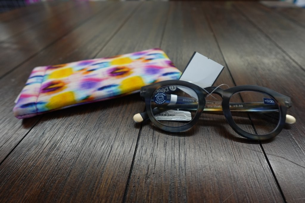 Peepers Stardust Blue Light Reading Glasses - Image 2