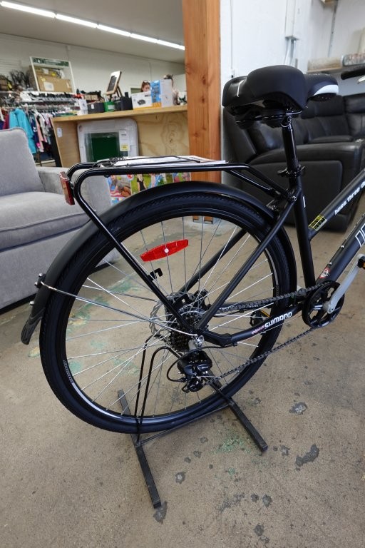 Unisex 17" Infinity Boss Three Disc, Step Thru Bike in Matte Black - Image 5