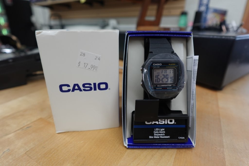 W217H Casio Series Men's LED BacklightDigital Watch in Black - Image 2