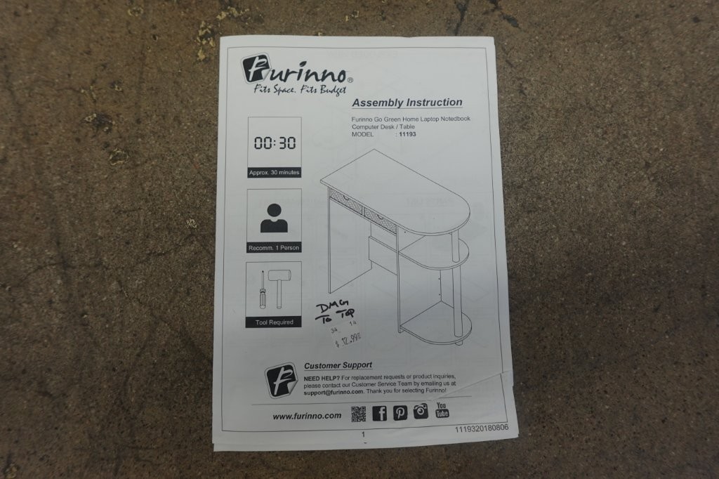 31.5" Compact Computer Desk with Storage Shelves - Image 9