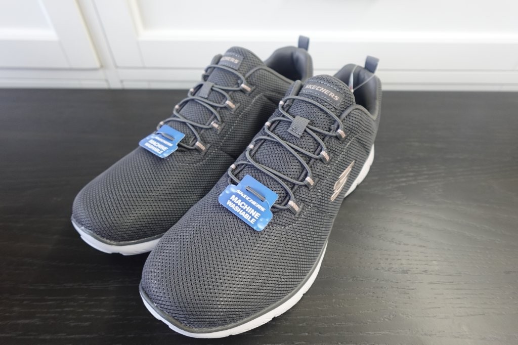 Size 11 Skechers Sheer Brilliance Women's Slip-On Athletic Shoes - Image 4