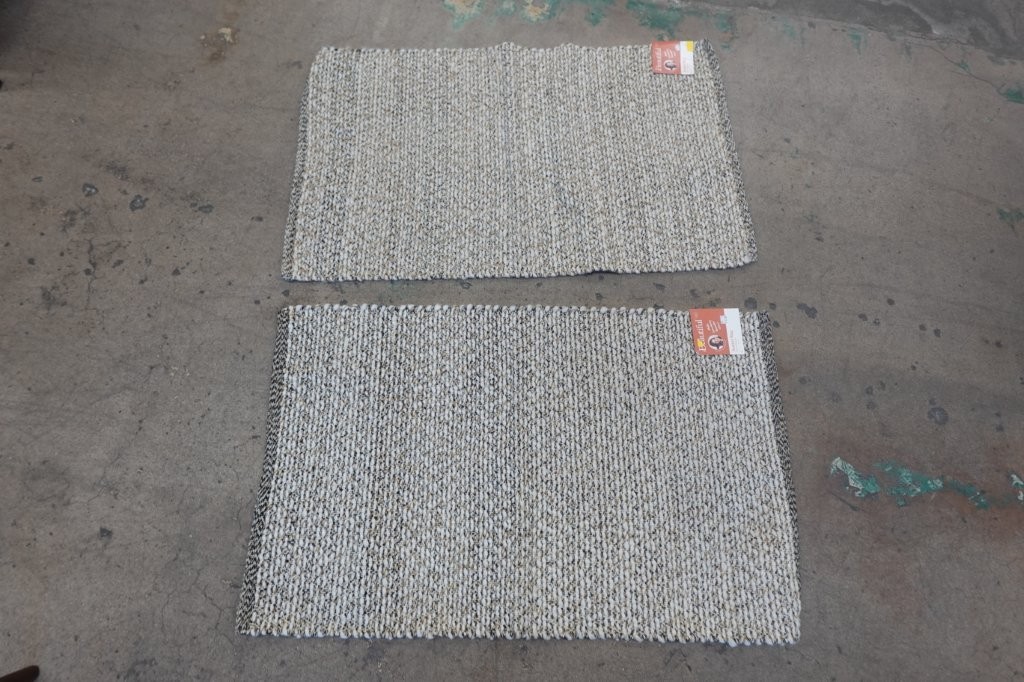 27x45 Beautiful by Drew Barrymore Woven Bouclé Scatter Area Rug in Ivory/Brown - Image 2