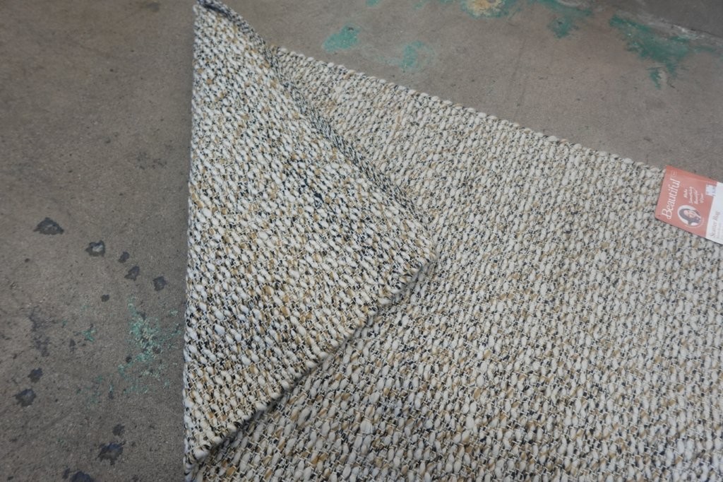 27x45 Beautiful by Drew Barrymore Woven Bouclé Scatter Area Rug in Ivory/Brown - Image 4