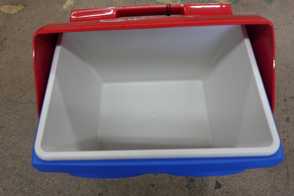 14qt Igloo Playmate KoolTunes Hard-Sided Cooler with Bluetooth Speakers - Image 7