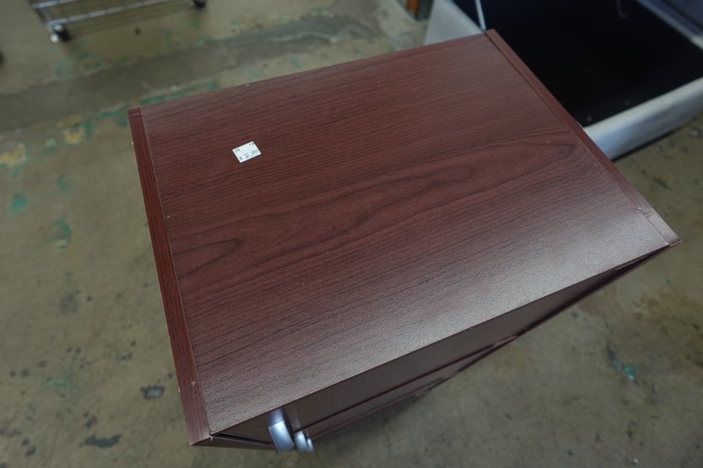 Hodedah 3 Shelf 3 Door Bookcase Cabinet - Mahogany - Image 7